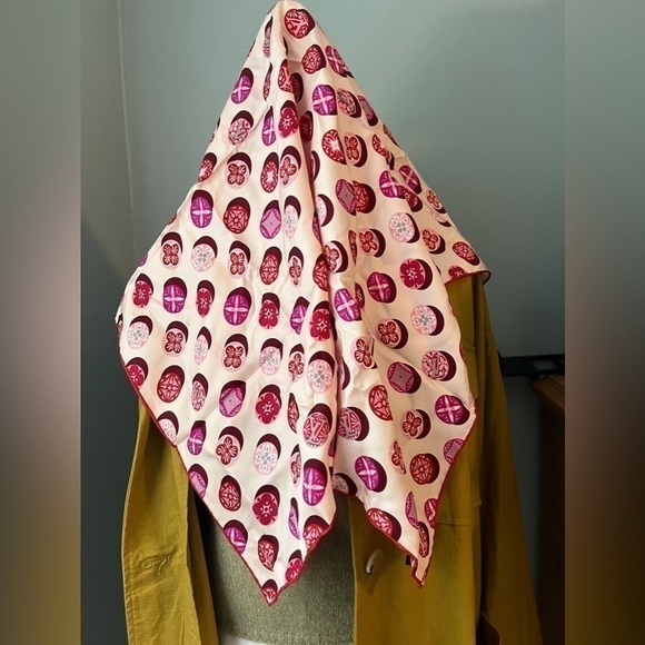 Louis vuitton kimodo dots scarf - Picture 3 of 16